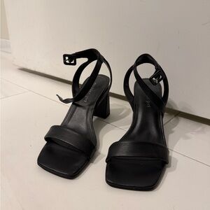 Madden Girl 8 Black Ankle Strap Chunky Block Beella Heels